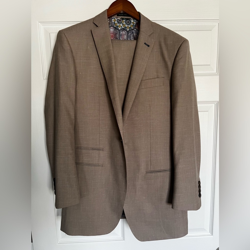 NWT INDOCHINO 3-PIECE SUIT